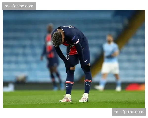 天气预报:曼彻斯特德比赛日或将面临降雨,场地条件或影响传控打法。 天气预报:曼彻斯特德比赛日或将面临降雨,场地条件或影响传控打法。