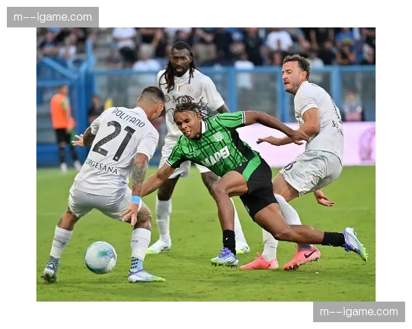 赛前报道：萨索洛为保级最后一搏，主帅巴拉尔迪尼号召球迷填满主场